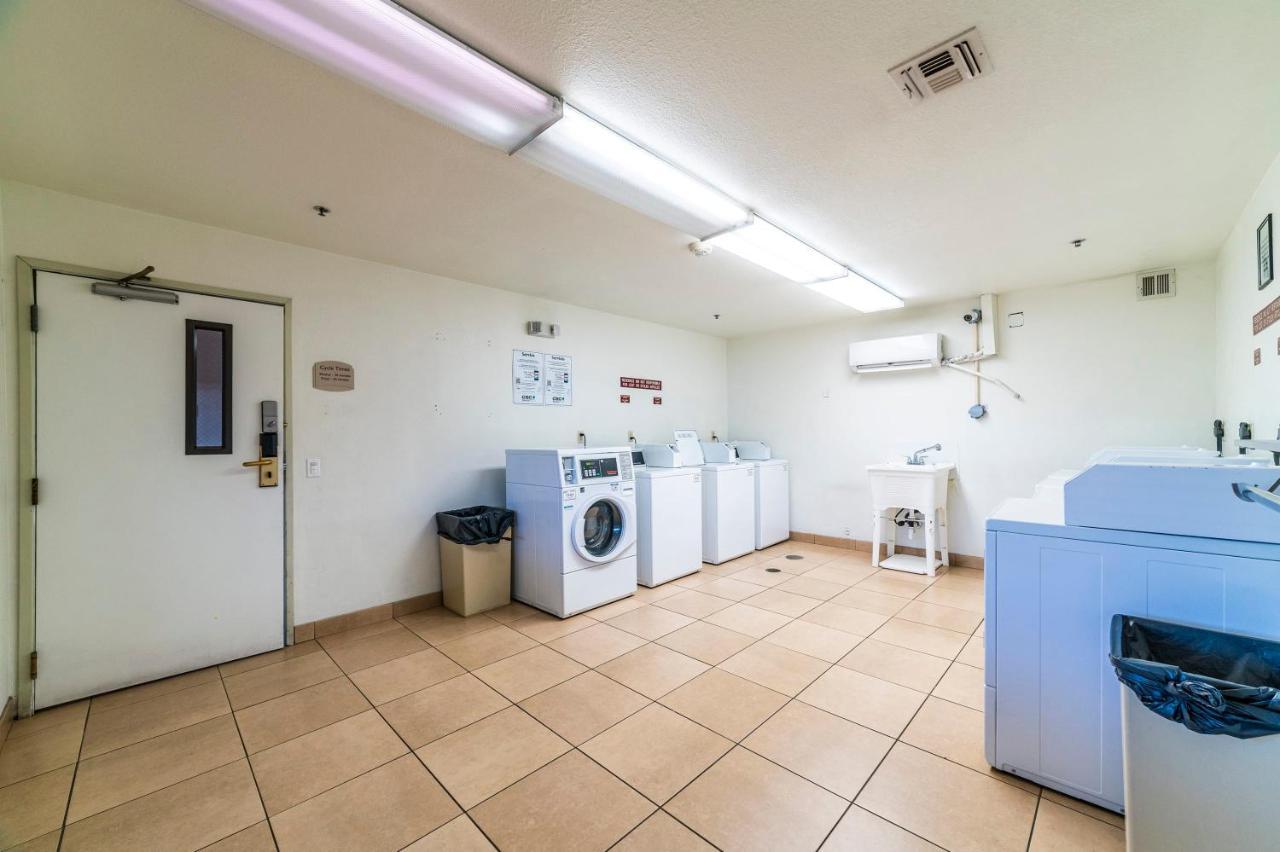 Appartamento Metro Phx Studio Full Kitchen Long Term Discounts Phoenix Esterno foto
