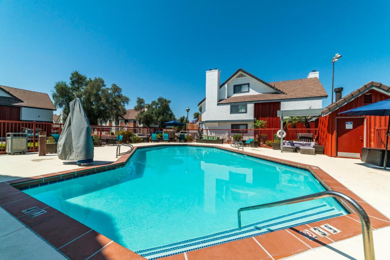 Appartamento Metro Phx Studio Full Kitchen Long Term Discounts Phoenix Esterno foto